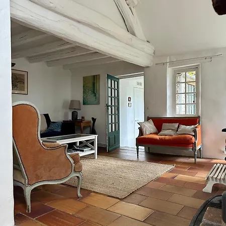 Holiday home Le A 40 Min De Paris